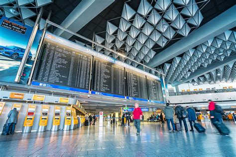 프랑크푸르트 공항, 세계를 연결하는 허브에서 만나는 문화적 교차로